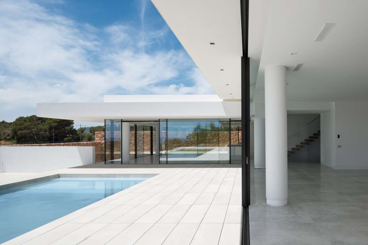 5 bedroom villa in Cap Martinet