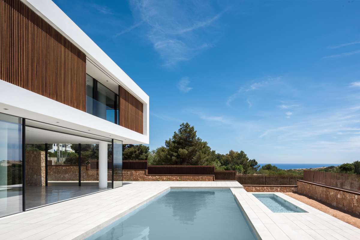 5 bedroom villa in Cap Martinet