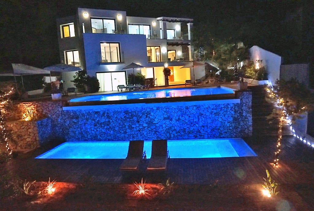 6 bedroom villa in Cala Salada