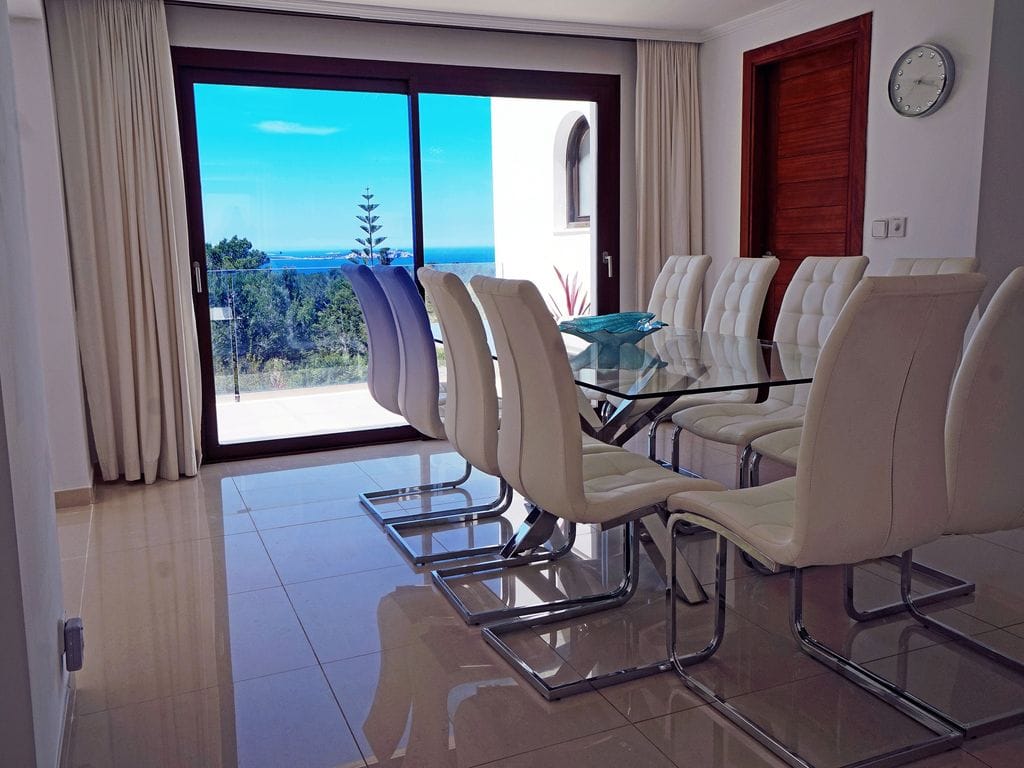 6 bedroom villa in Cala Salada