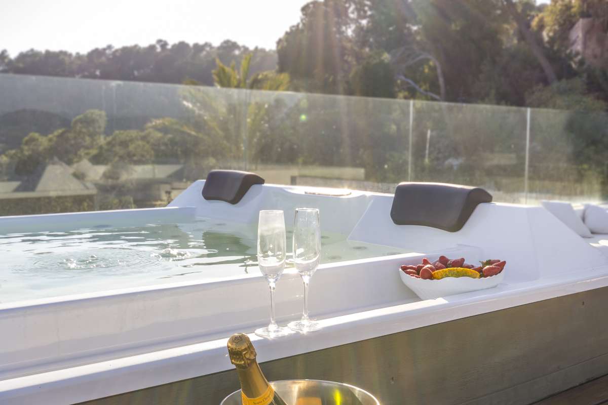 8 bedroom villa in Roca Llisa