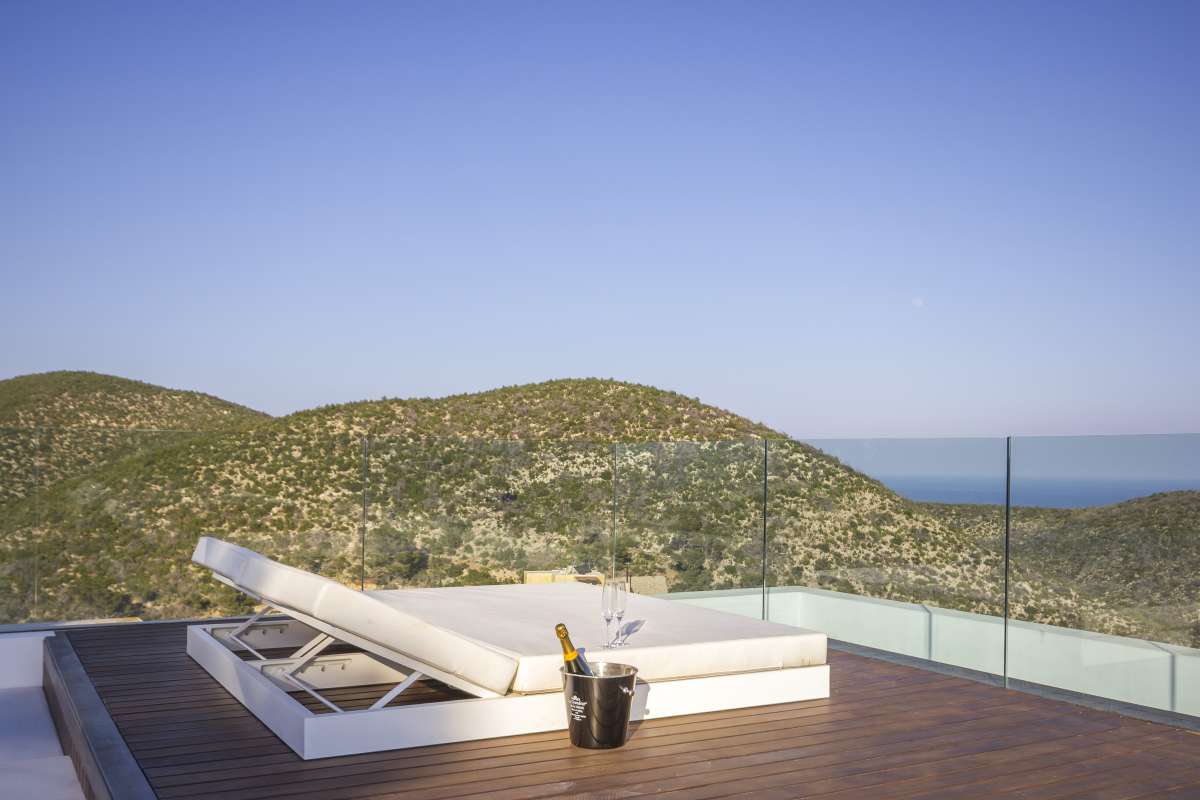 8 bedroom villa in Roca Llisa