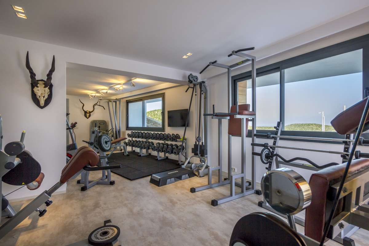 8 bedroom villa in Roca Llisa