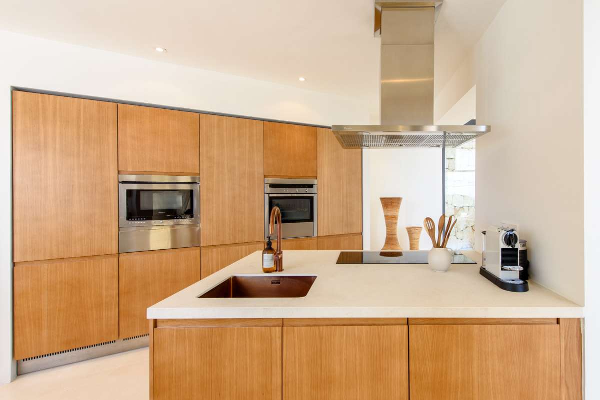 5 bedroom villa in Roca Llisa
