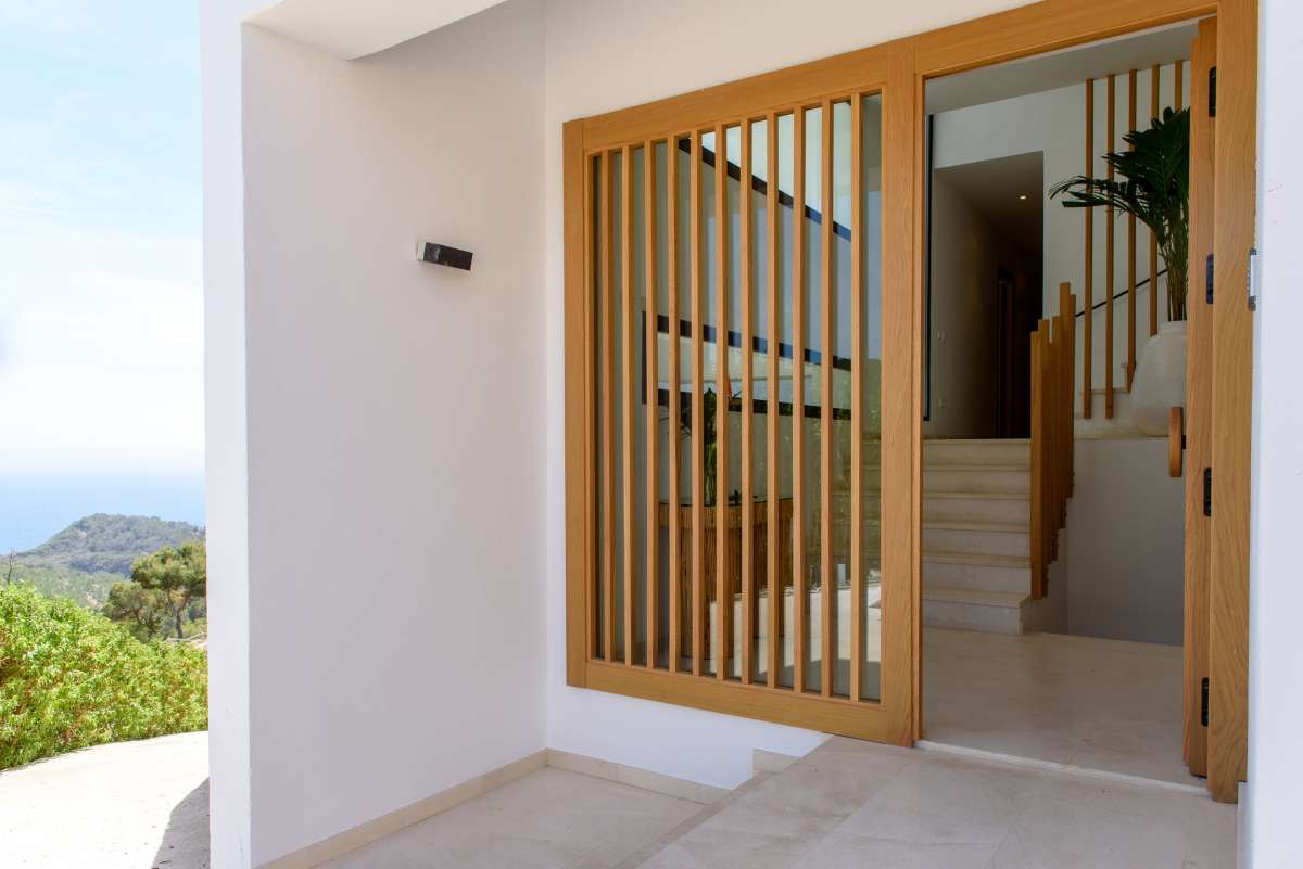 5 bedroom villa in Roca Llisa