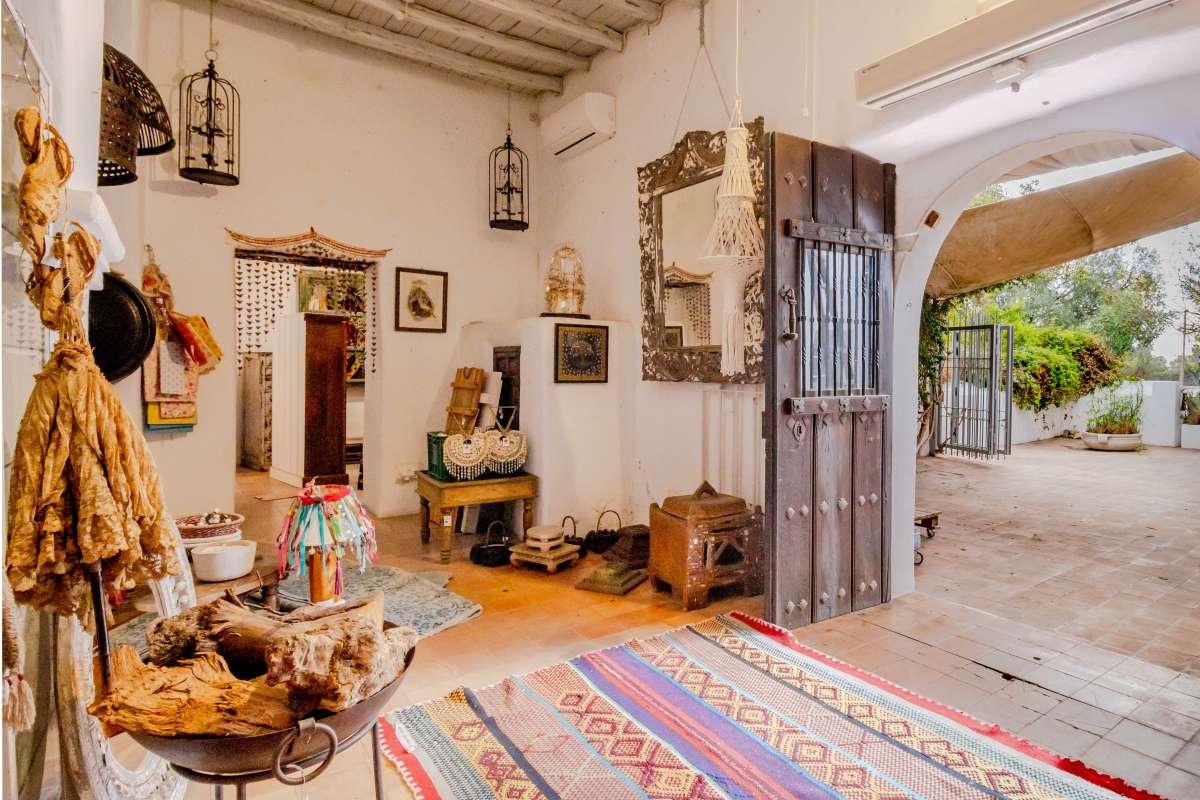 bedroom villa in