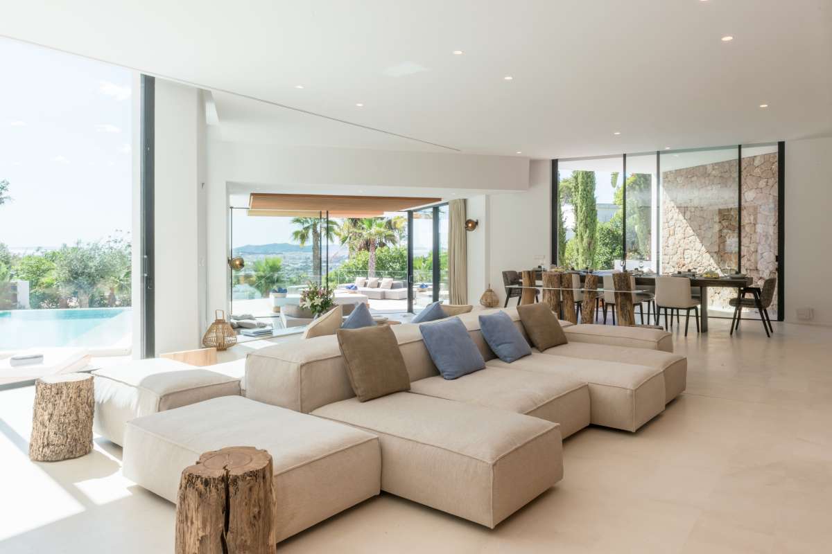 6 bedroom villa in Can Furnet