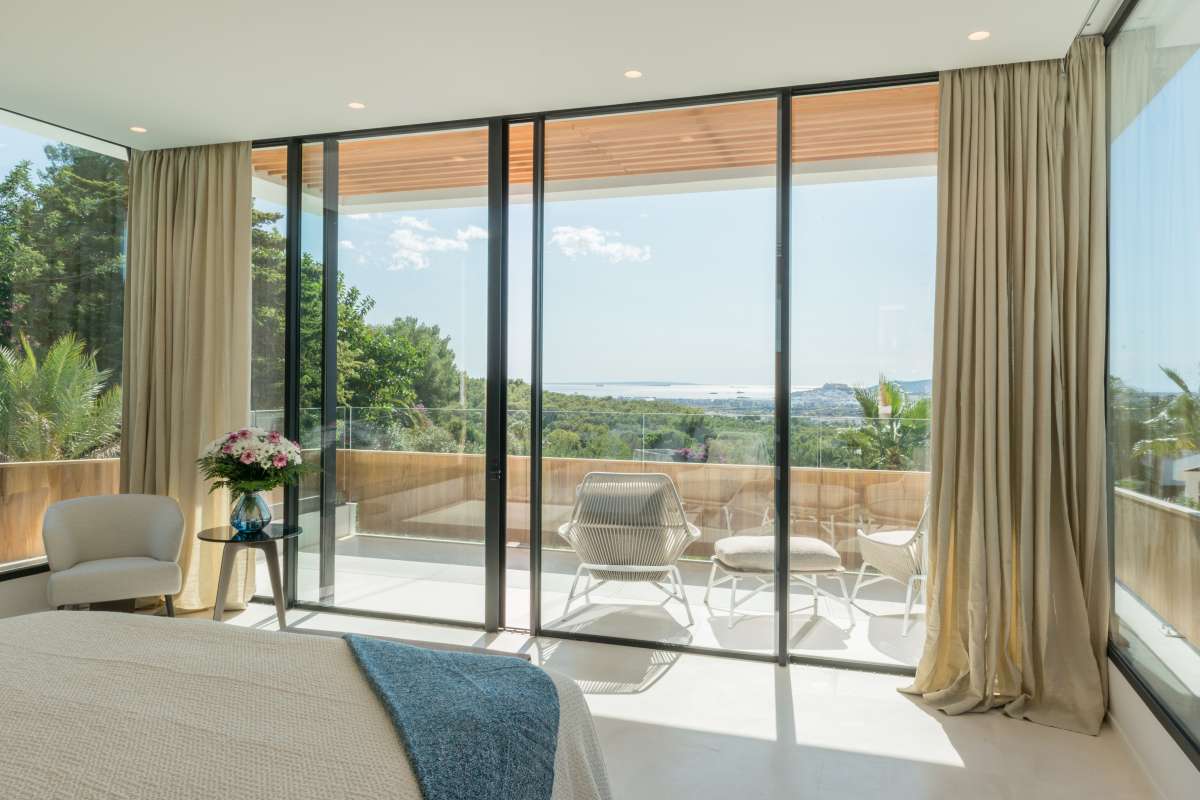 6 bedroom villa in Can Furnet