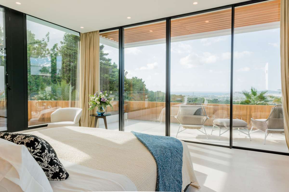 6 bedroom villa in Can Furnet