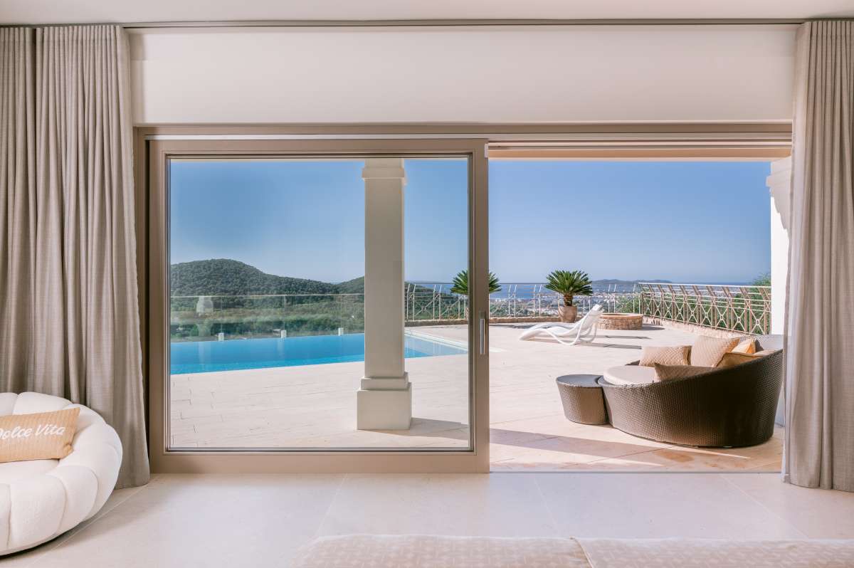 7 bedroom villa in Can Furnet