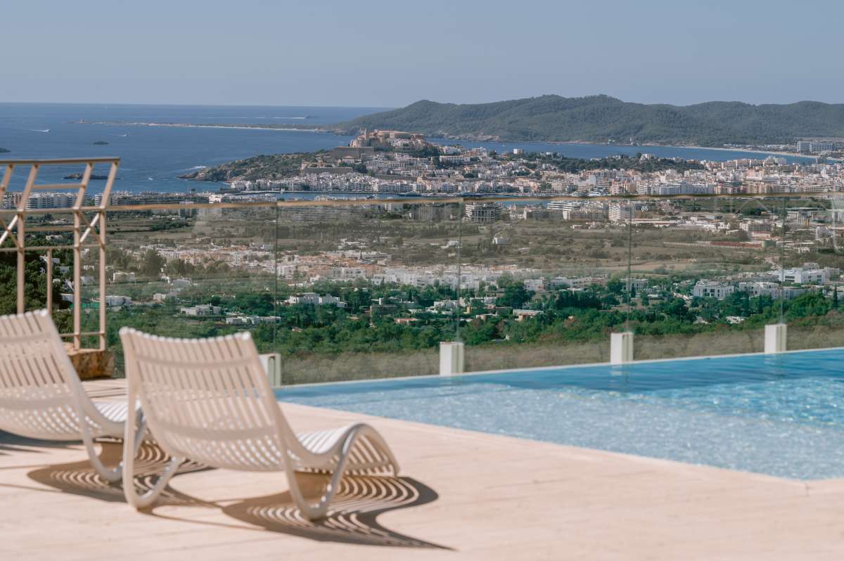 7 bedroom villa in Can Furnet