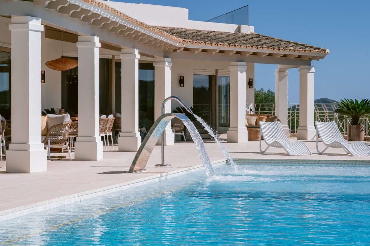 7 bedroom villa in Can Furnet