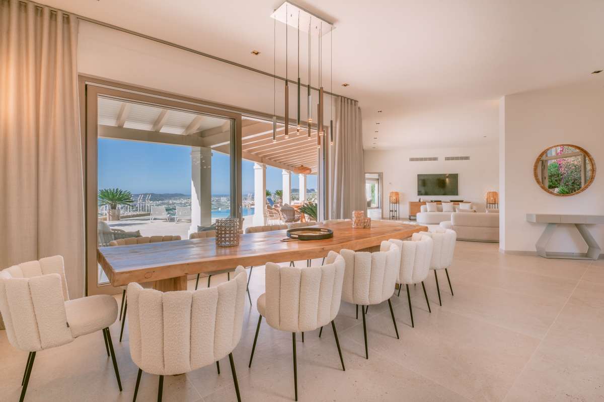 7 bedroom villa in Can Furnet