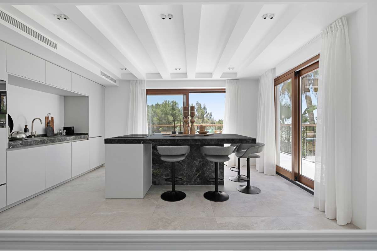 6 bedroom villa in Can Furnet