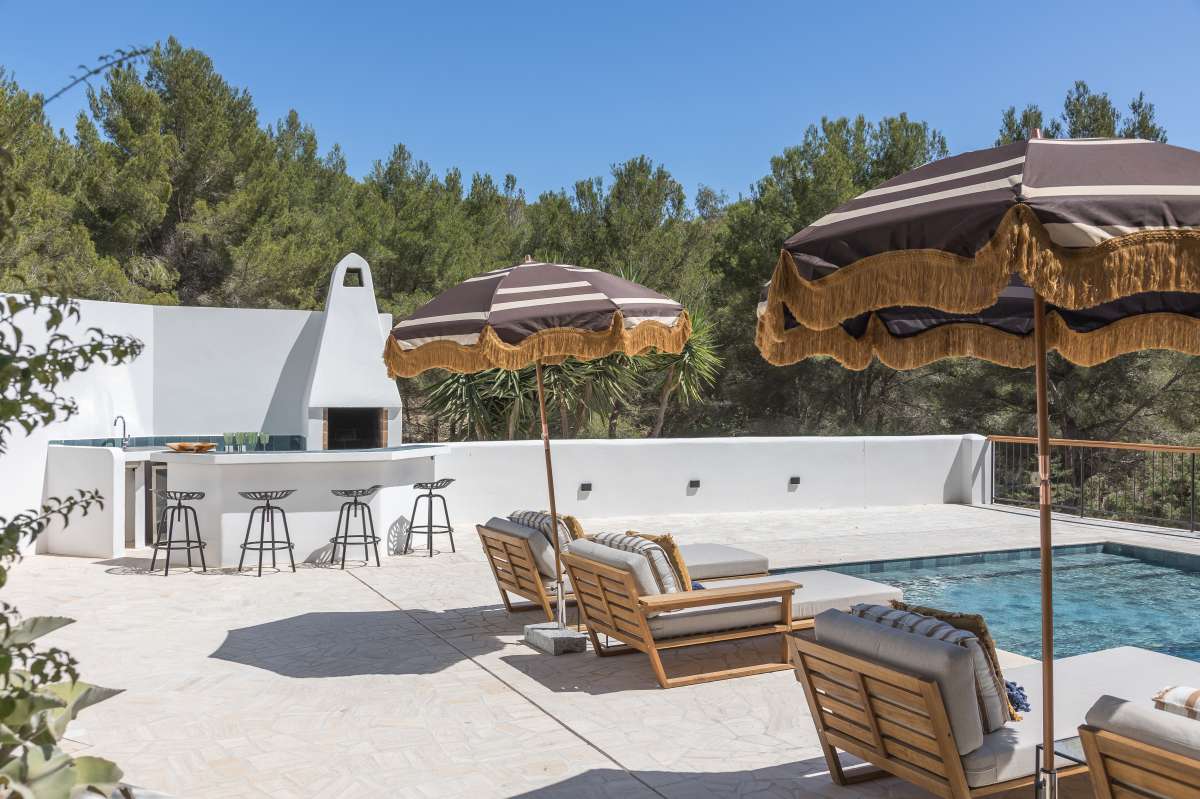 6 bedroom villa in Can Furnet