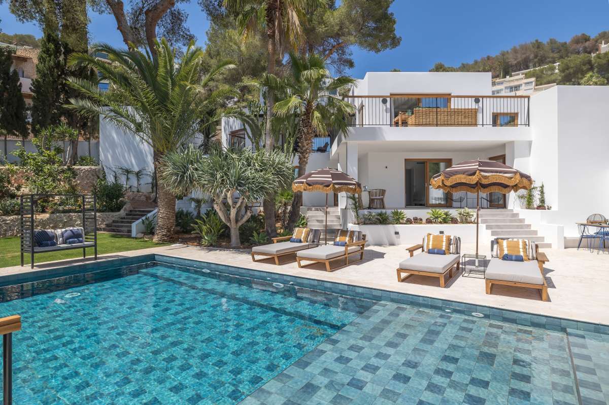 6 bedroom villa in Can Furnet