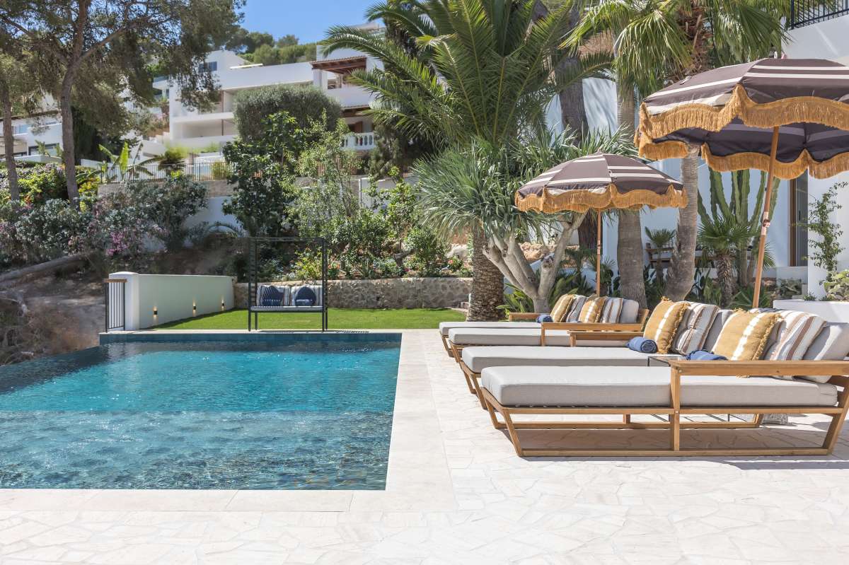 6 bedroom villa in Can Furnet