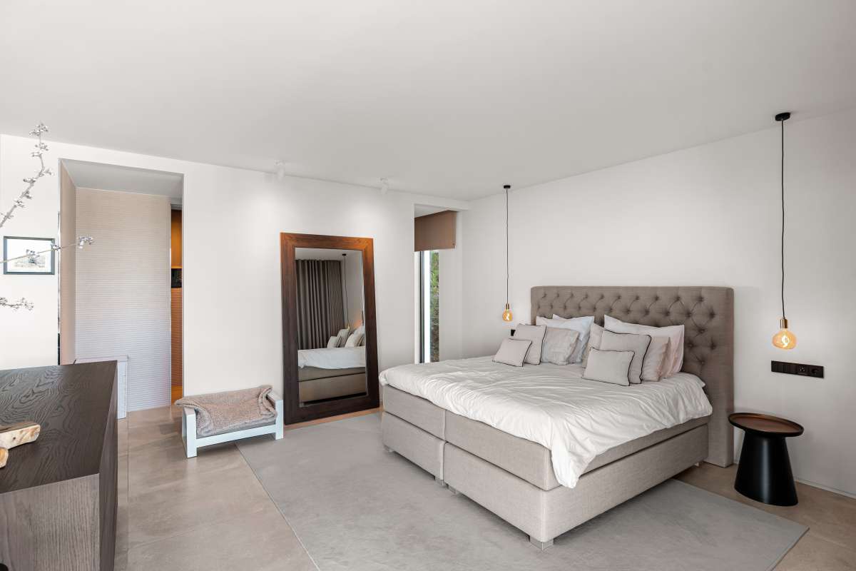 6 bedroom villa in Can Furnet