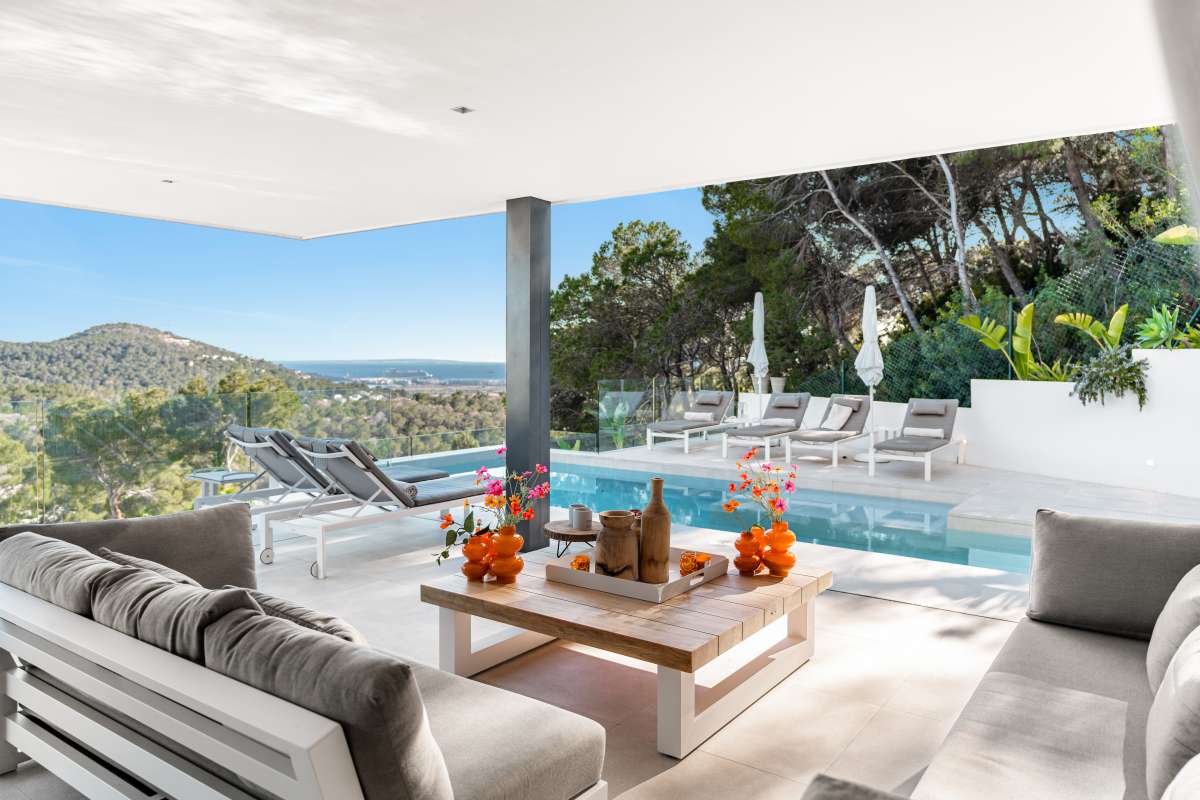 6 bedroom villa in Can Furnet