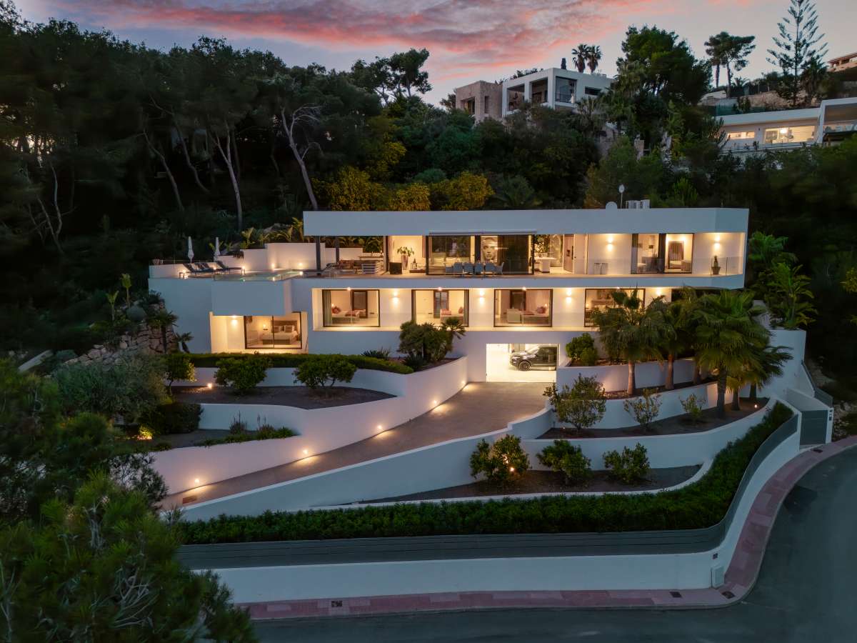 6 bedroom villa in Can Furnet