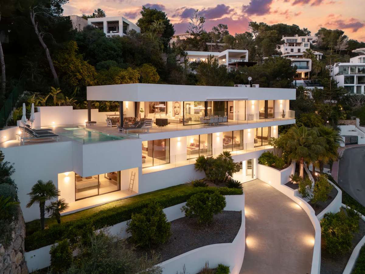 6 bedroom villa in Can Furnet