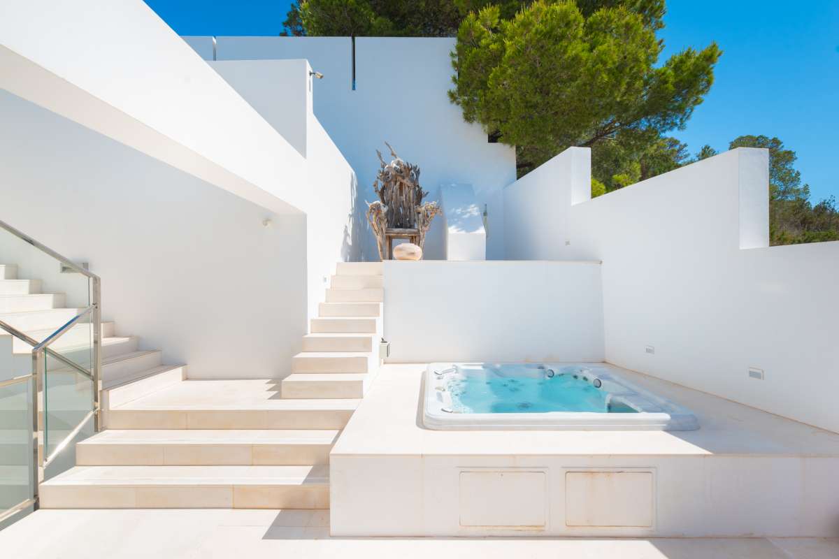 5 bedroom villa in Cala Carbó