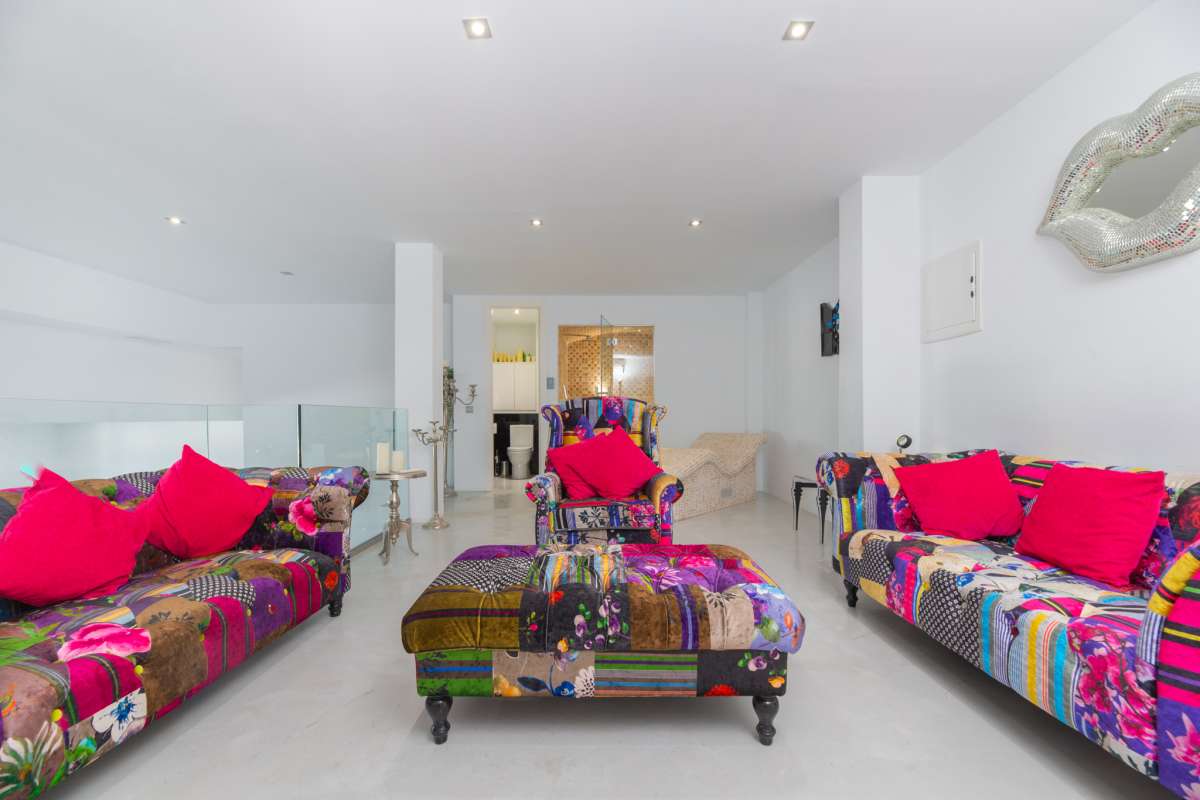 5 bedroom villa in Cala Carbó