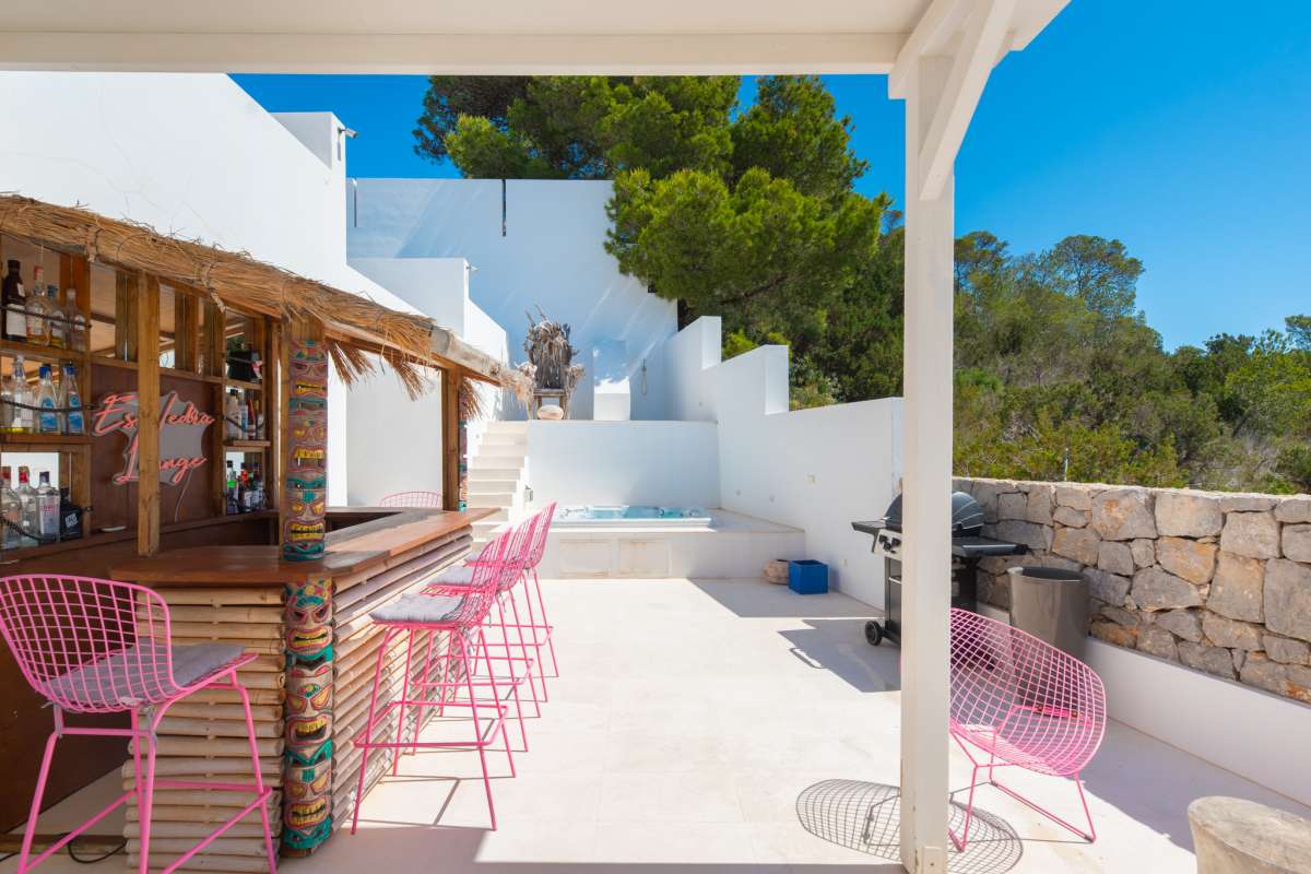 5 bedroom villa in Cala Carbó