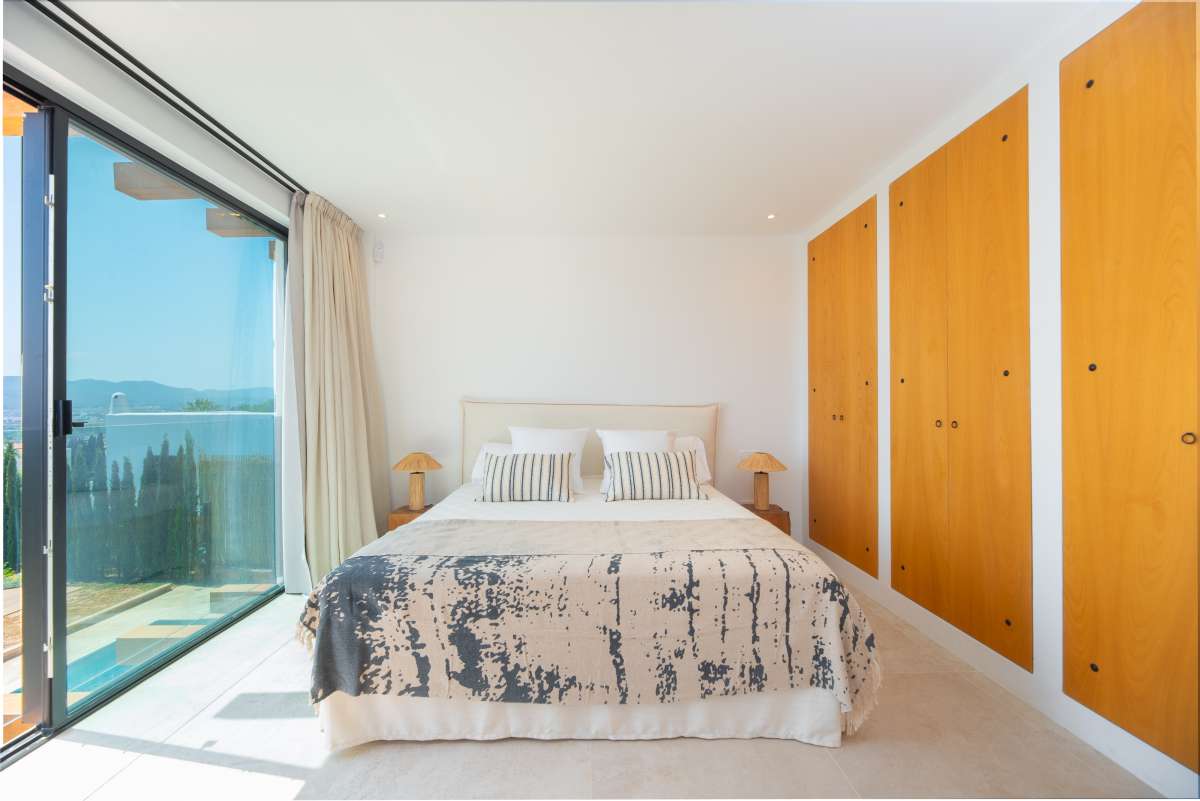6 bedroom villa in Cap Martinet