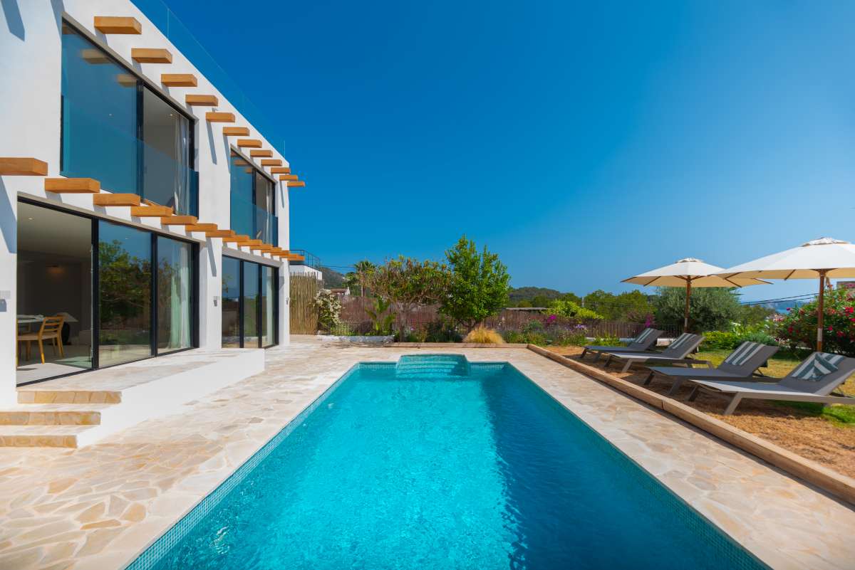 6 bedroom villa in Cap Martinet