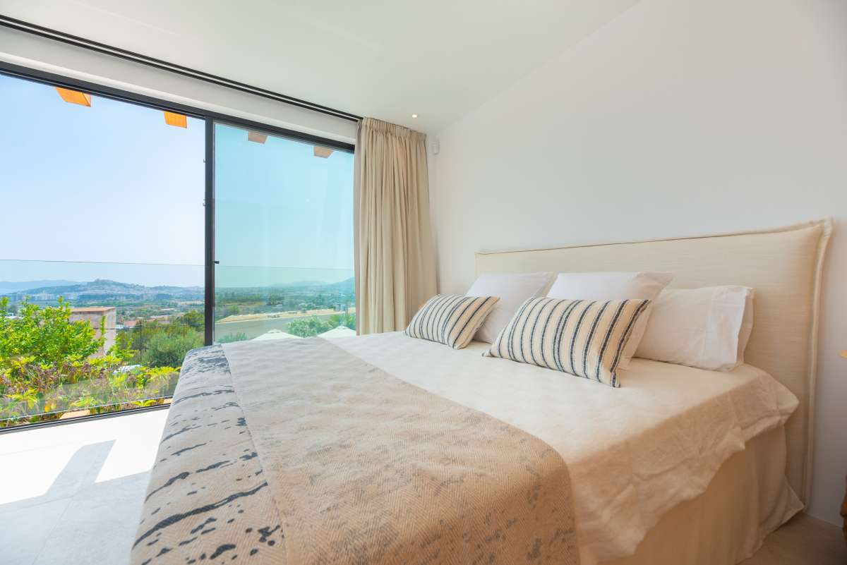 6 bedroom villa in Cap Martinet