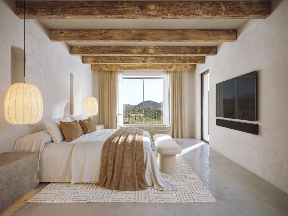 bedroom plot in Roca Llisa