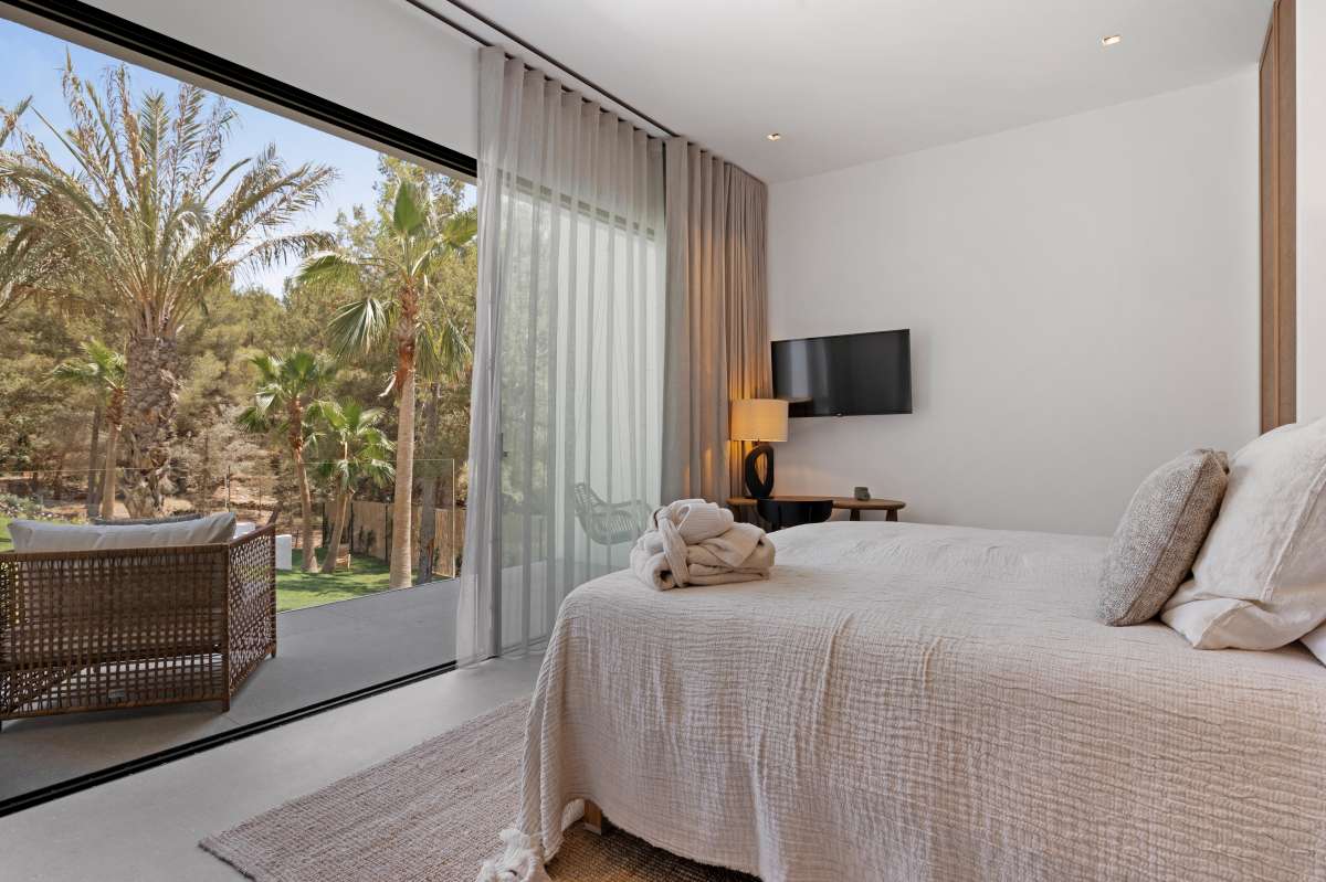 5 bedroom villa in Can Furnet