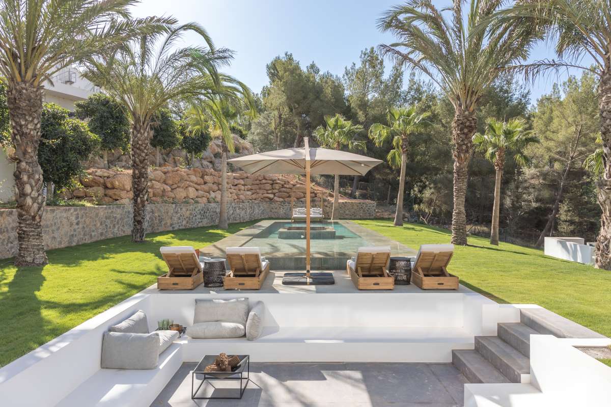 5 bedroom villa in Can Furnet