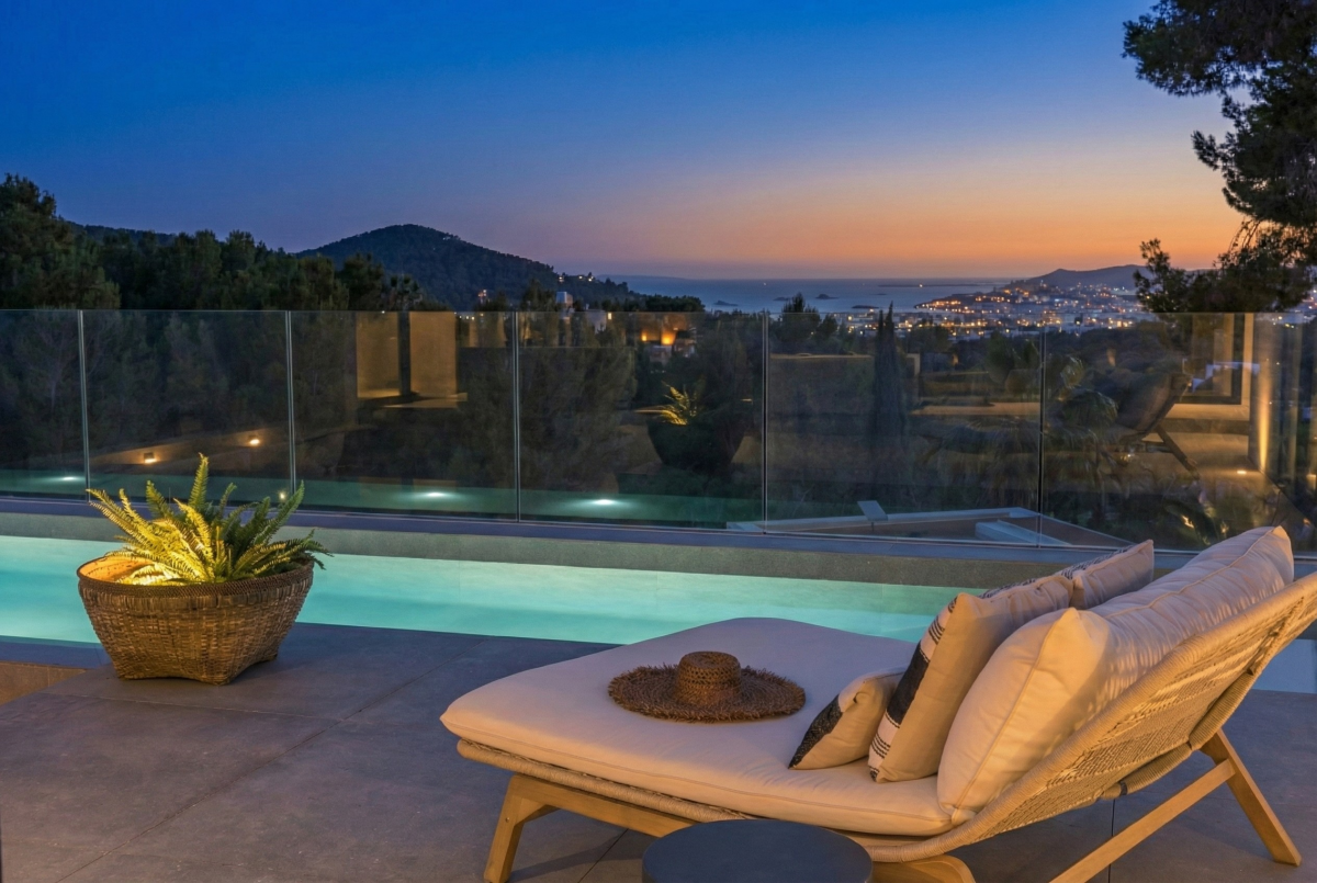 5 bedroom villa in Can Furnet