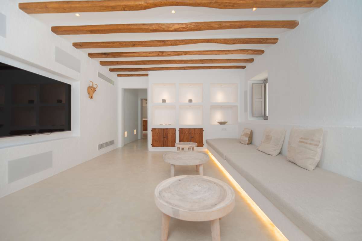 5 bedroom villa in Sant Llorenç de Balàfia
