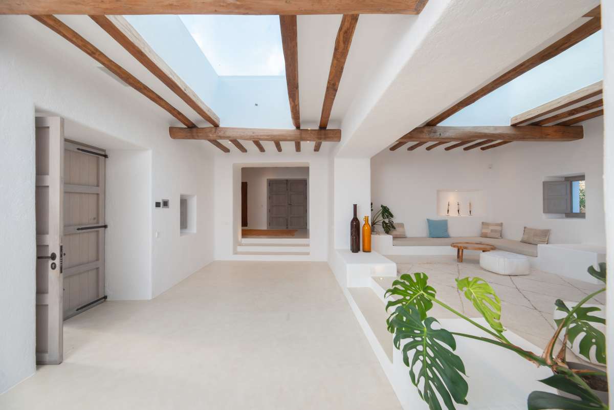 5 bedroom villa in Sant Llorenç de Balàfia