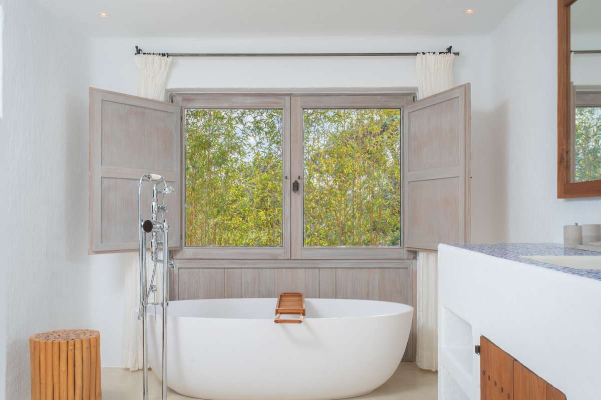 5 bedroom villa in Sant Llorenç de Balàfia