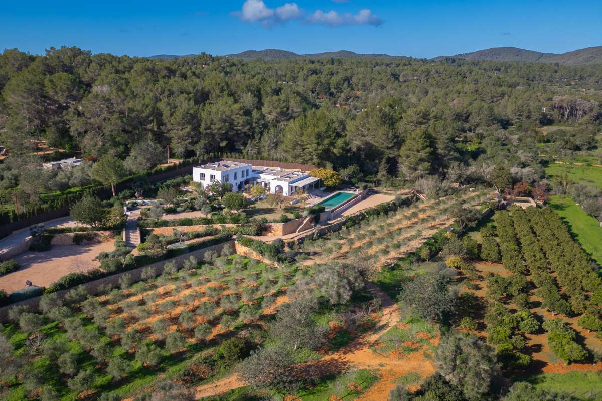 5 bedroom villa in Sant Llorenç de Balàfia