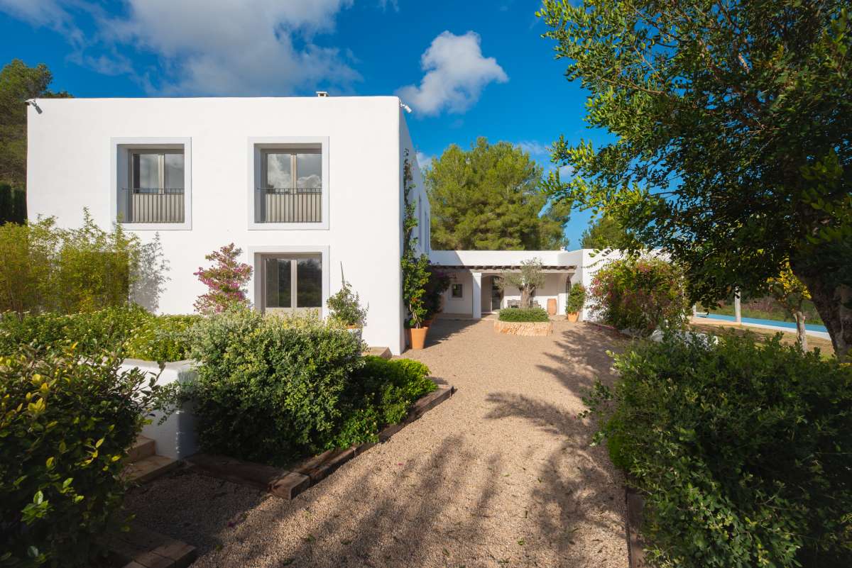 5 bedroom villa in Sant Llorenç de Balàfia