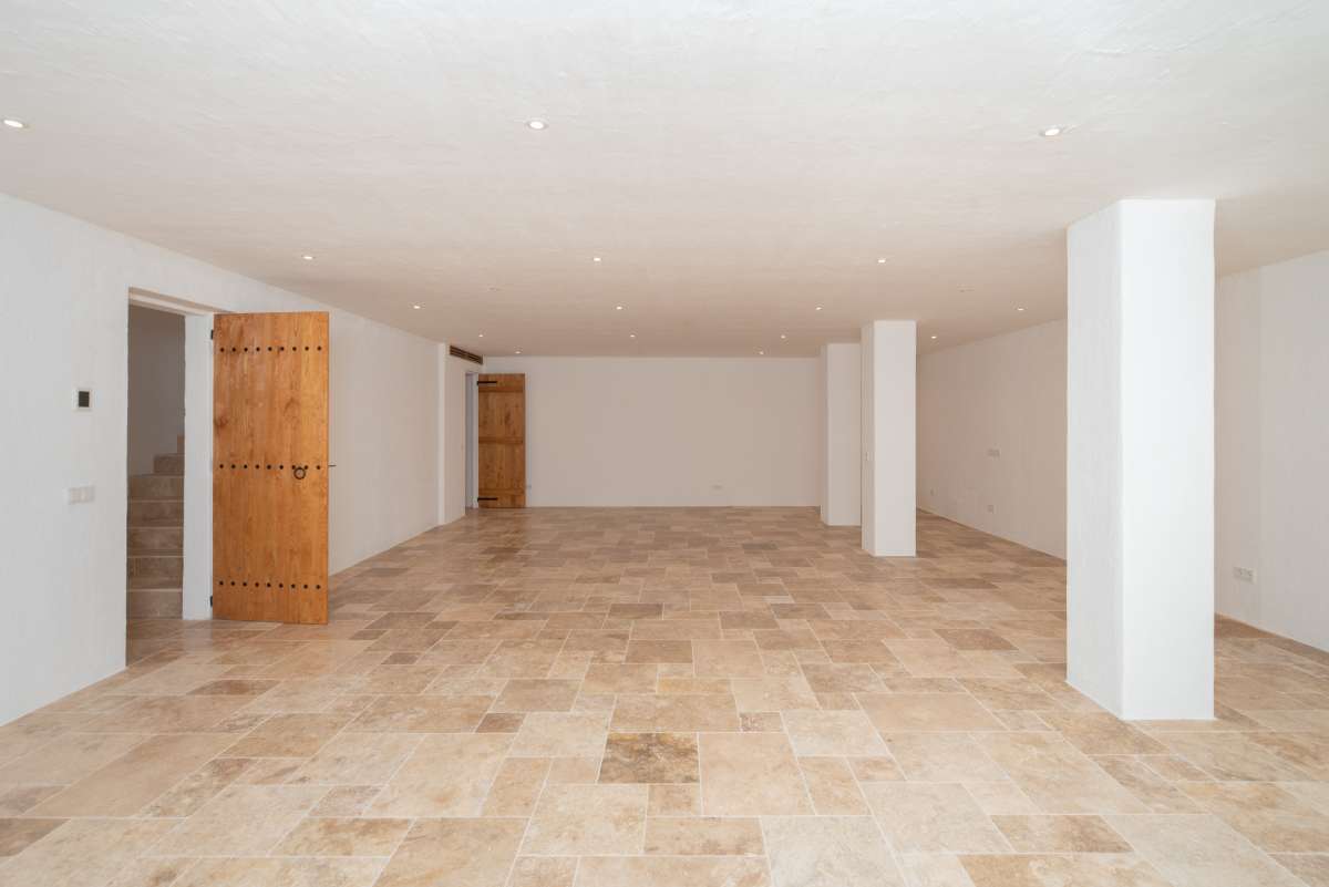 6 bedroom villa in Santa Gertrudis De Fruitera
