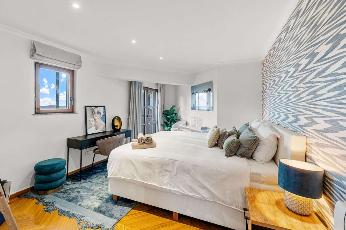 8 bedroom villa in Can Furnet