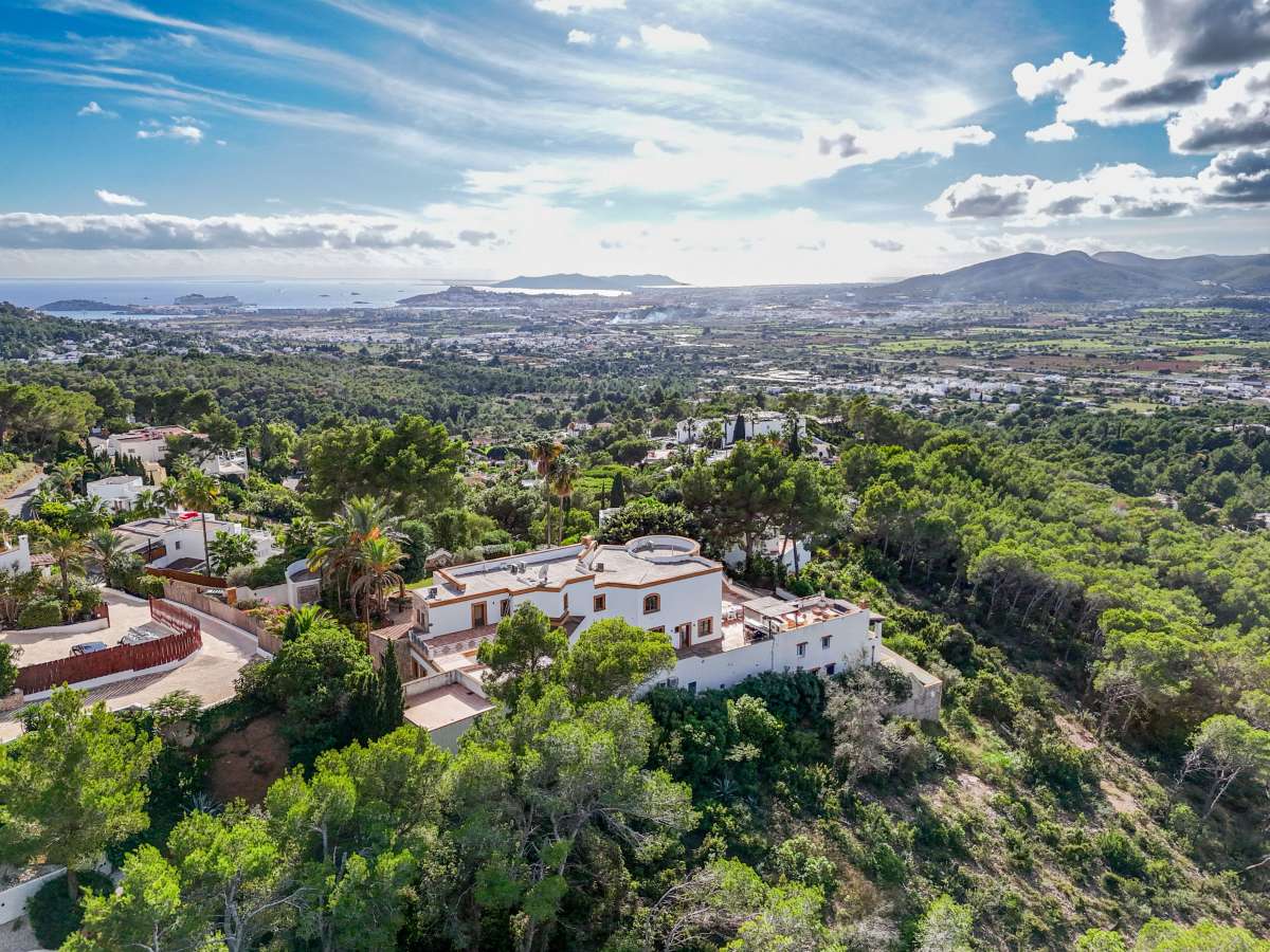 8 bedroom villa in Can Furnet