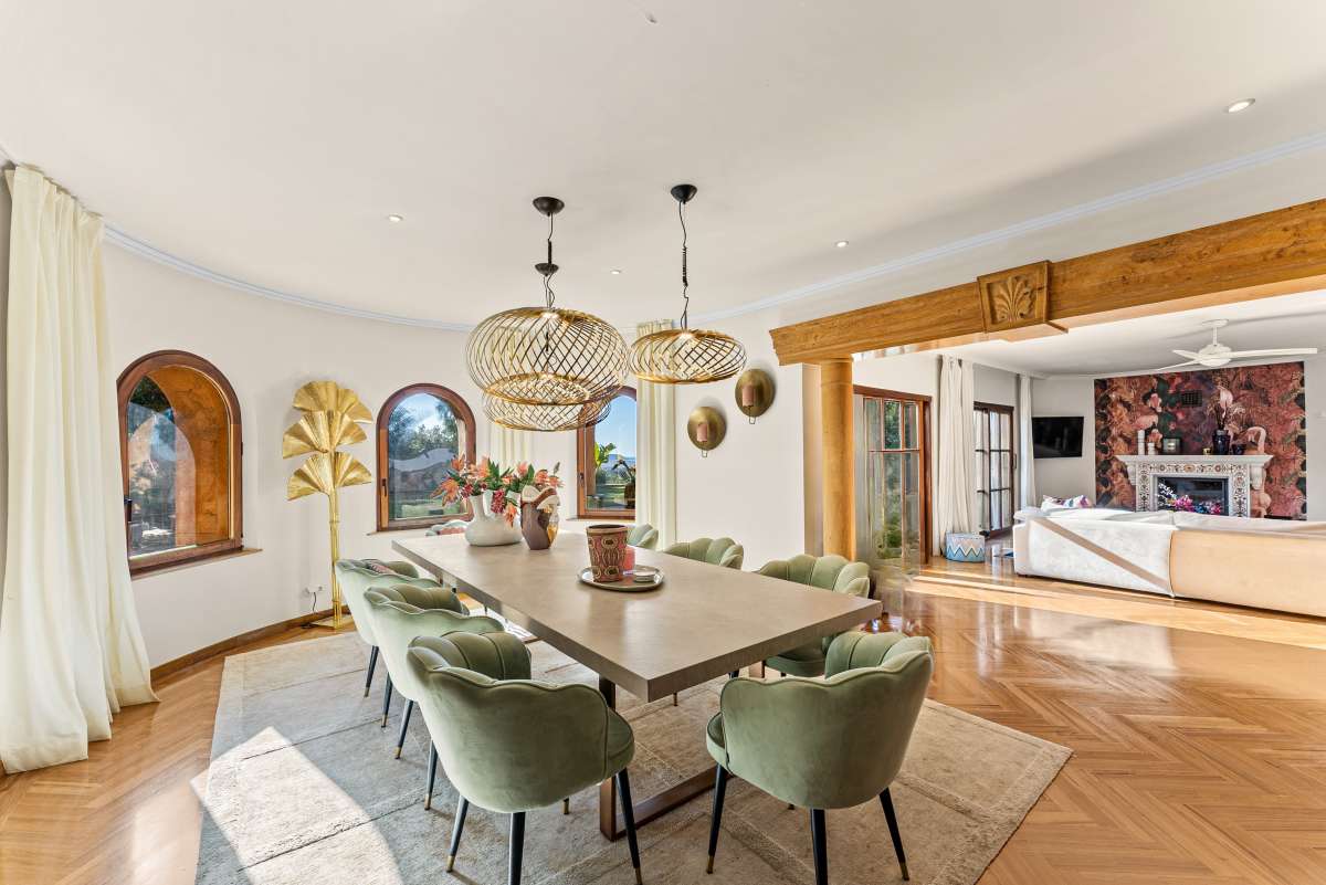 8 bedroom villa in Can Furnet