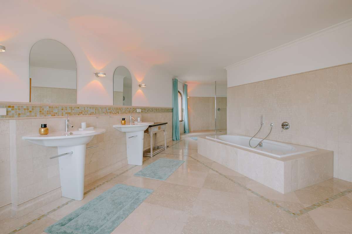 8 bedroom villa in Can Furnet