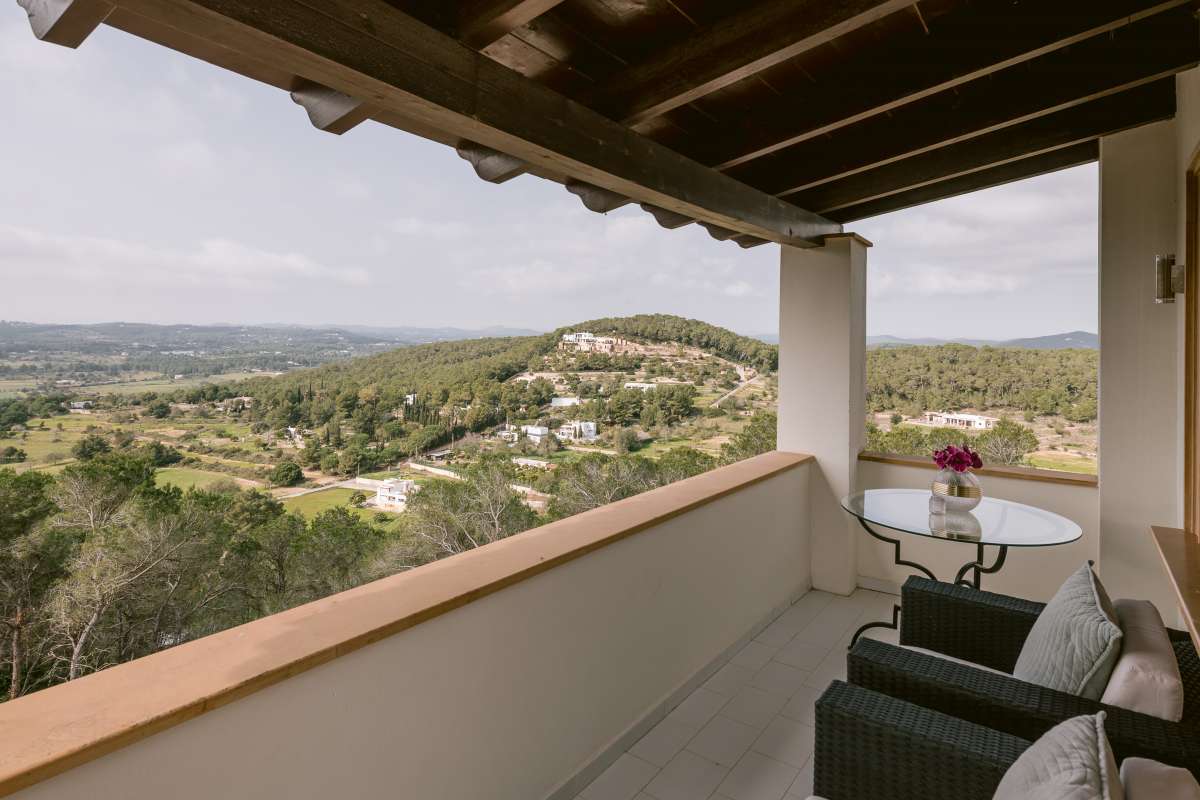 8 bedroom villa in Can Furnet