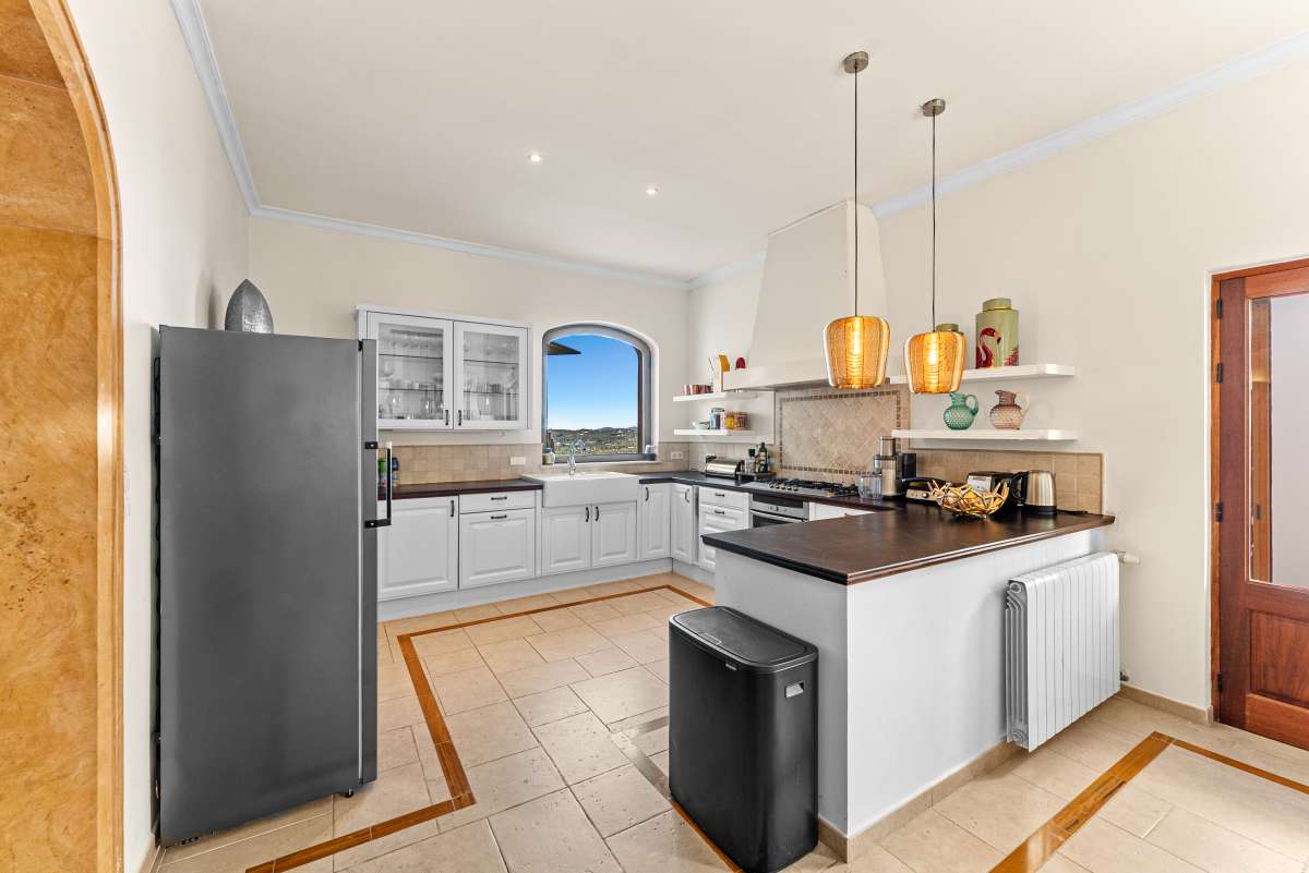 8 bedroom villa in Can Furnet