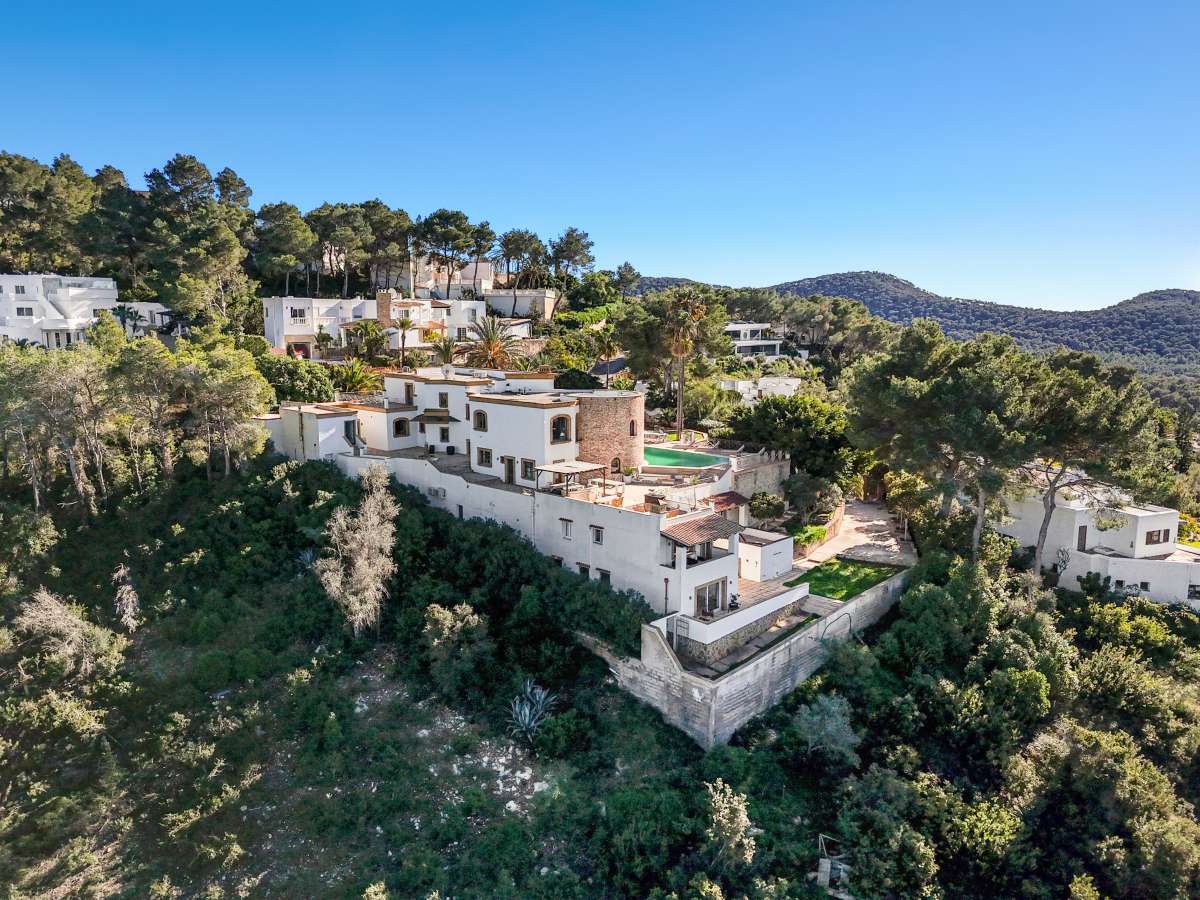 8 bedroom villa in Can Furnet