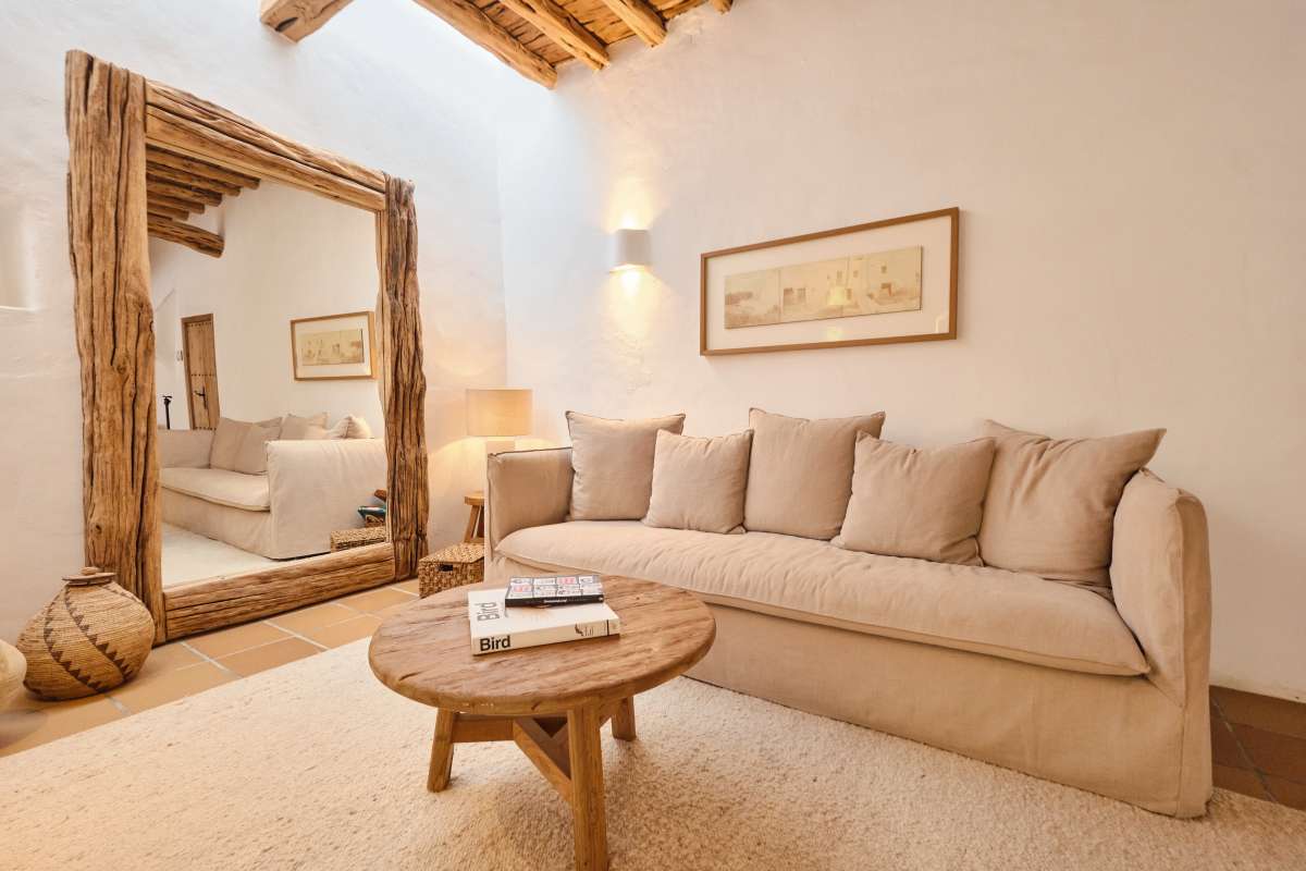 7 bedroom villa in San Rafael