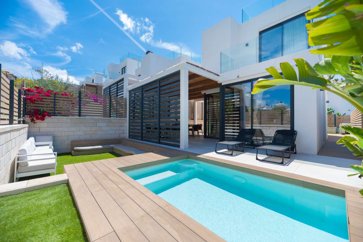 4 bedroom villa in Cala Tarida